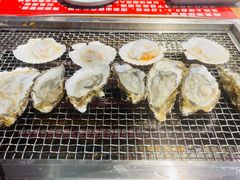 蒜蓉烤生蚝-蚝英雄鲜蚝自助专门店(长楹天街直营店)