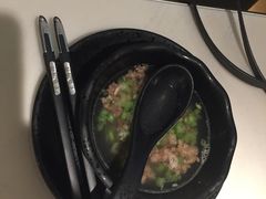 -左庭右院鲜牛肉火锅(浦江欢乐颂店)