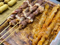 咖喱鸡肉串-清真回族八哥秘制饼夹菜