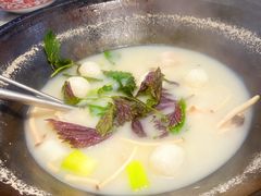 -陈大锅·岳阳鱼馆·地道岳阳菜(美食街店)