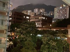-香港大学