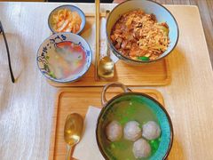 无敌卤肉饭-春风·有糖(崇宁路店)