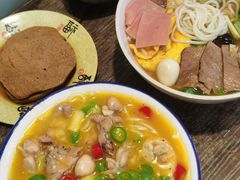 特色椒香牛蛙米线-洪福米线(浣纱路店)