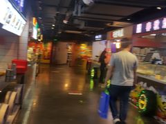 -第5大道精品休闲购物广场