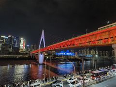 -小天鹅火锅·一线江景洪鼎旗舰店(洪崖洞店)