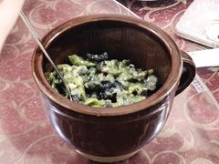 -湖南人家湘菜馆(镇江路店)