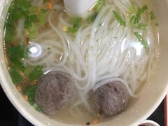-飞厦老二手槌牛肉丸店