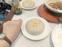 蟹黄汤包-老季市·三代非遗传承·地标美食老汁鸡(工农路店)
