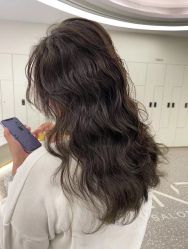 -茶发Salon·烫发染发理发