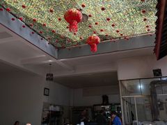 -茅屋大酒店