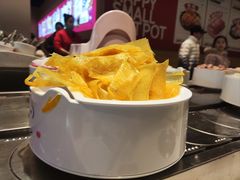 -龍歌自助小火锅(市北CBD万达店)