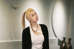 -变画·发型STUDIO