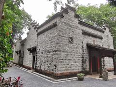 -深圳隐秀山居酒店