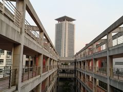 -华侨大学(厦门校区)