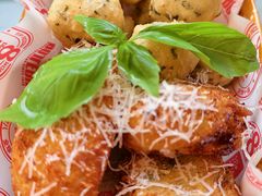 -BOTTEGA意库(中骏世界城店)