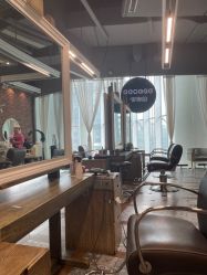 -QZHAIR SALON