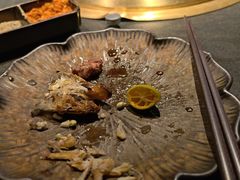 -铭牛烧肉·和牛海鲜自助(高新月牙湖店)