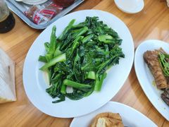 -乌文新澄海卤鹅店