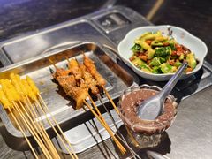 -马路牙子烧烤馄饨酒馆(望京店)