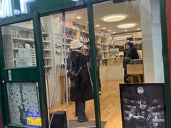 -M.F CDshop唱片店