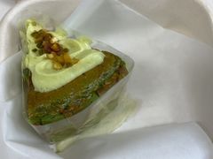 -彳亍咖啡·这里(水湾路店)