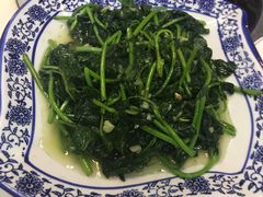 -鑫悦楼煎蟹·16年海鲜大排档