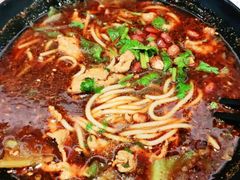 香辣肉片米线-苗乡米线(建军路店)