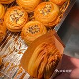 请给这个牛肉饼颁个奖吧‼️爆汁又好吃[流泪]