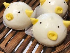 奶黄猪仔包-稻香酒家·34年老字号·港式粤菜(汉街店)