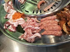 -哈哈碳都·牛肋条无限自助烤肉(台江万达店)