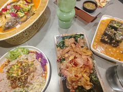-桥边小楼·手工云南菜·古城观景小楼