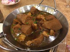 豆腐果烧肉-不倒翁·徽天下名菜楼(马鞍山路店)