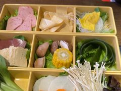 -呷哺呷哺 小火锅 (浦东新欧尚超市店)
