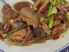 -八两八金·莱芜特色炒鸡(市南漳浦路店)