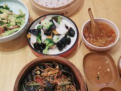 -小六汤包砂煲菜(文景路店)