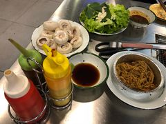 -马路牙子烧烤音乐酒馆(望京店)