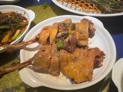 特色香酥鸭腿-建国328小馆