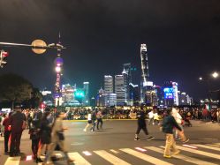 -威德钻石-克拉钻大本营(南京东路店)