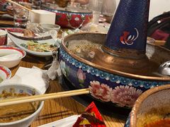 -毛辣果·贵州红酸汤牛肉火锅(西单店)