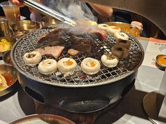 -草家酱蟹炭火烤肉店(珲春南路一店)