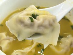 -笑来喜馄饨小笼工坊(通扬路店)