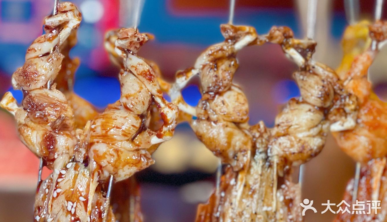 我的妈呀~这家火锅店居然七年都不涨价