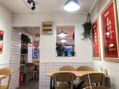 大堂-十三朝牛馍王擀面皮(骡马市店)