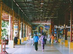 -ခြောက်ထပ်ကြီးရွှေသာလျောင်းဘုရားကြီး