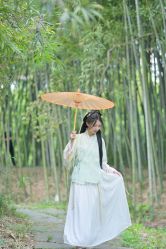 -汉仪华裳汉服馆(打浦桥店)