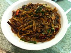 -杭州海华满陇度假酒店