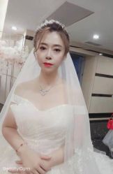-贺贺新娘造型婚纱店