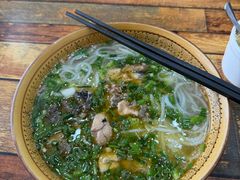 -正宗李家土鸡米线店