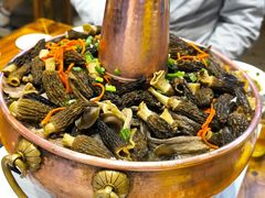 -乡土特色.冷锅鱼.牦牛肉汤锅