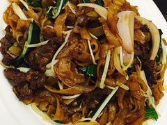 瑞士汁炒牛河-和平馆·地道港澳茶餐厅(西门口店)